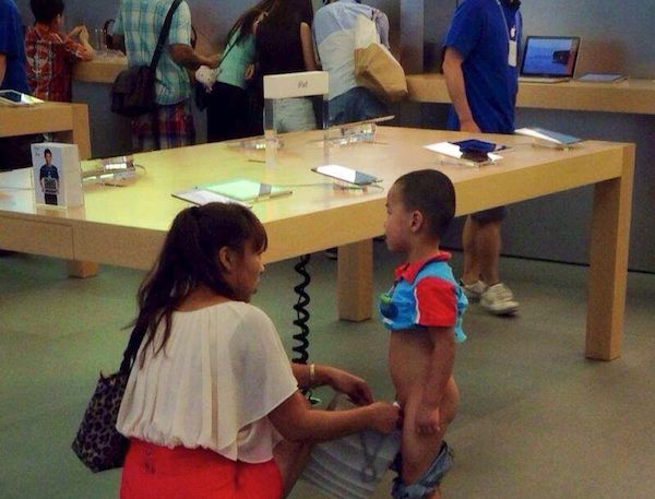 Baby peeing in Apple store