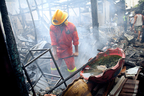 Photo Essay: Aftermath of Sunday's Klongtoey slum fire