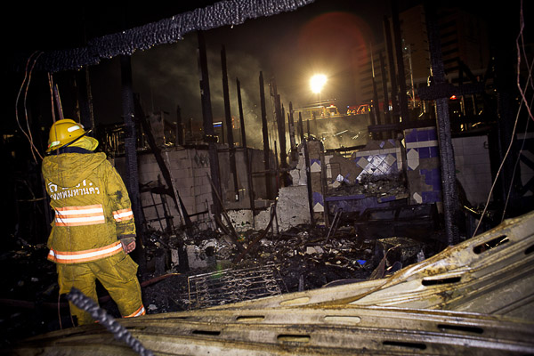 Photo Essay: Picking up the pieces after Khlong Toey slum fire