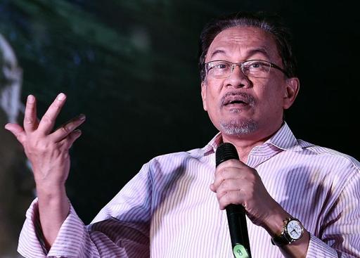 Wan Azizah: Anwar in hospital with 
