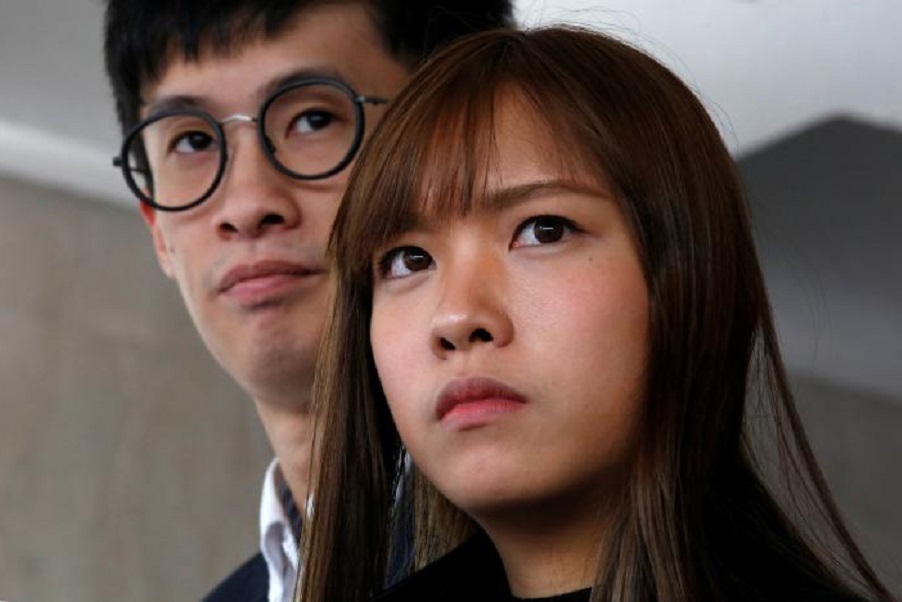 Baggio Leung (L) and Yau Wai-ching outside High Court after losing an appeal against their disqualification from LegCo on November 30, 2016. File photo: Bobby Yip, Reuters