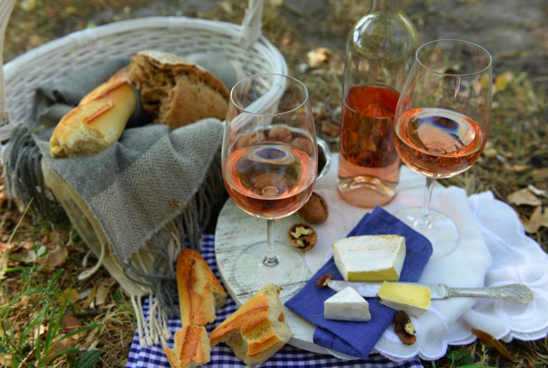 wine and cheese picnic