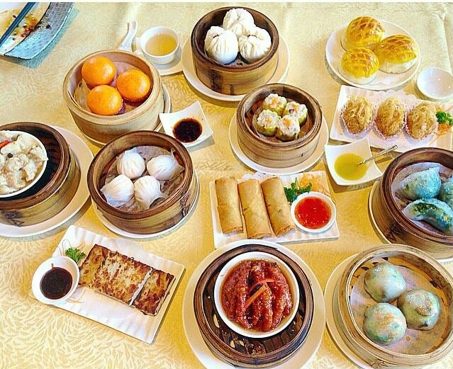 Great dumplings at Crystal Jade Dining IN Manila