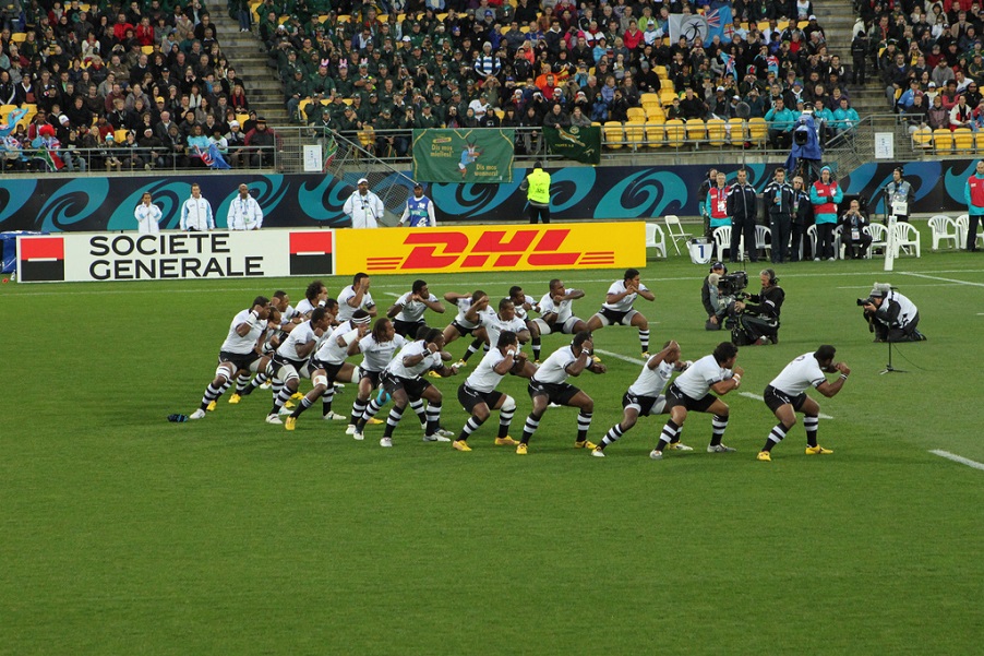  Fiji’s national rugby union team presenting Cibi before their 2011 Rugby World Cup match against South Africa, Sept. 17, 2011. Photo: Craig Boyd / 