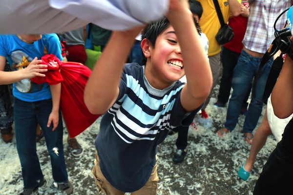 kid's pillow fight