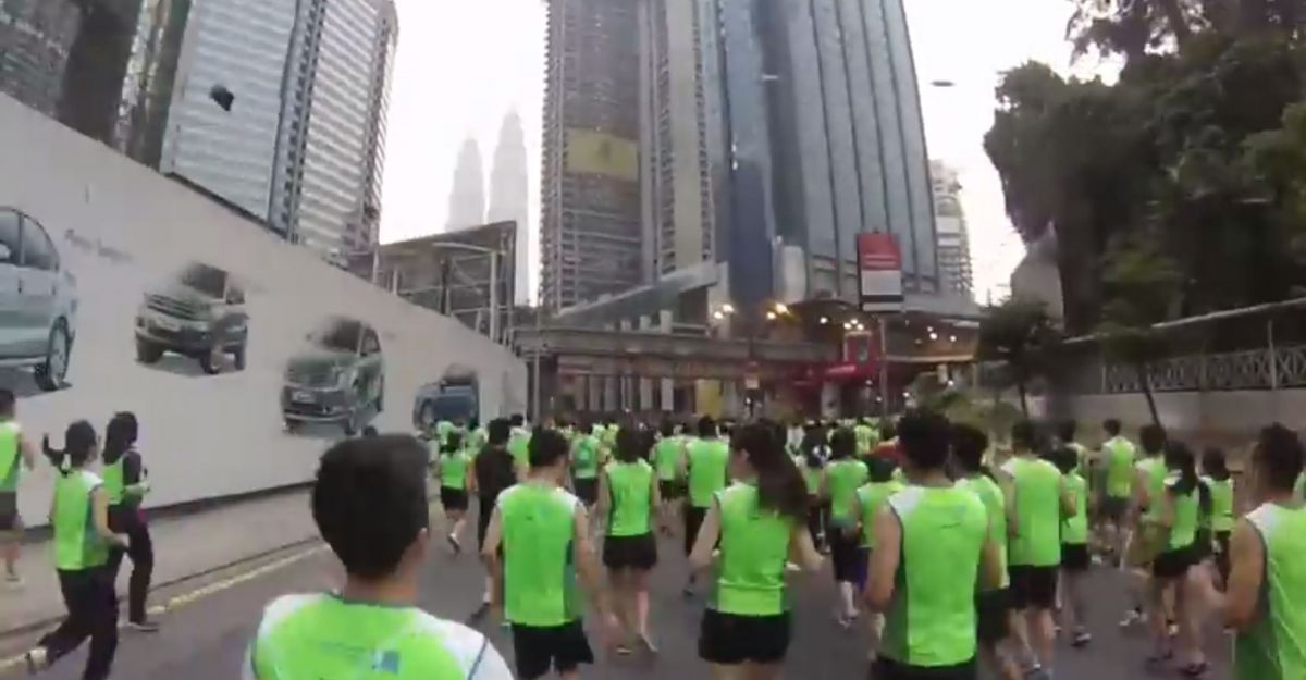 [VIDEO] See the KL Marathon's 10km run smooshed into 8 minutes | Coconuts