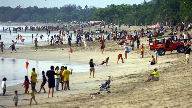 Bali '30 million tourists target' met with controversy | Coconuts