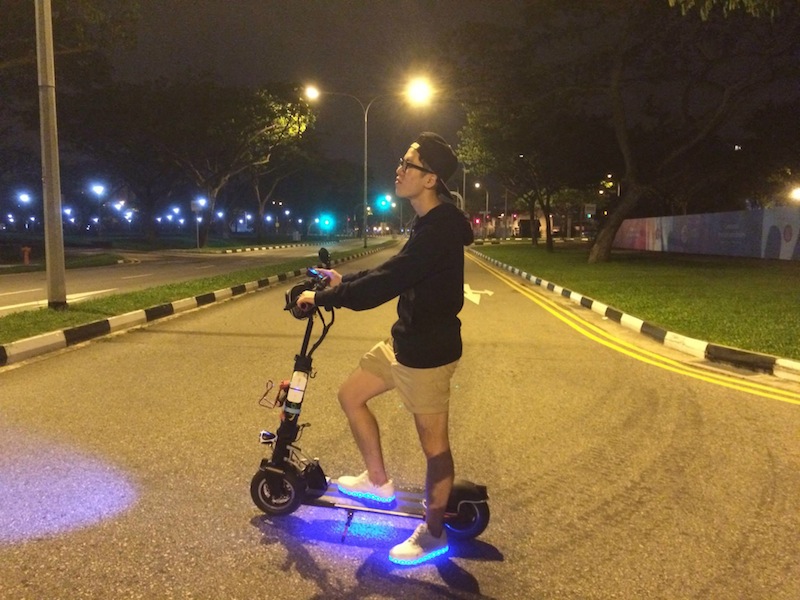 Man falls from electric scooter, dies from head injuries Coconuts