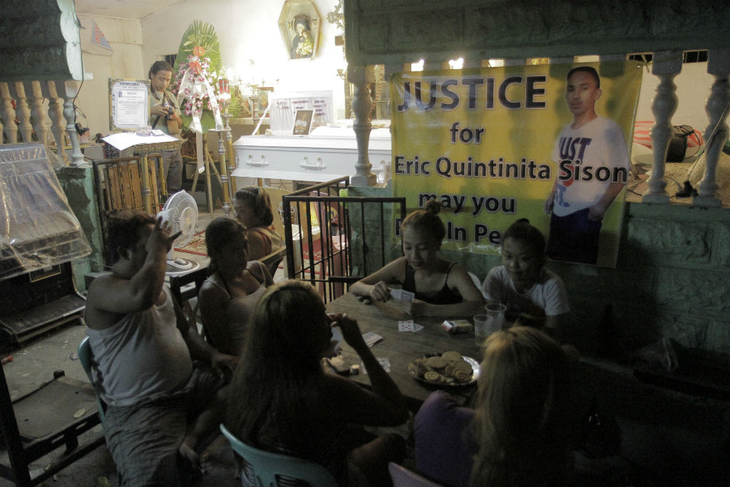 Eric Sison wake, Manila drug war