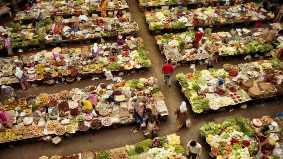 Kota Bharu market, Photographer: Brian Snelson