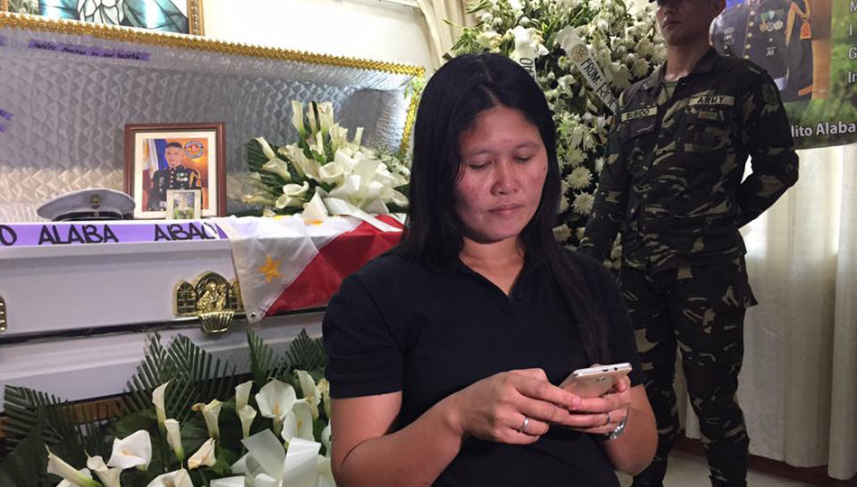 Maricel met Miguelito through a radio station.
