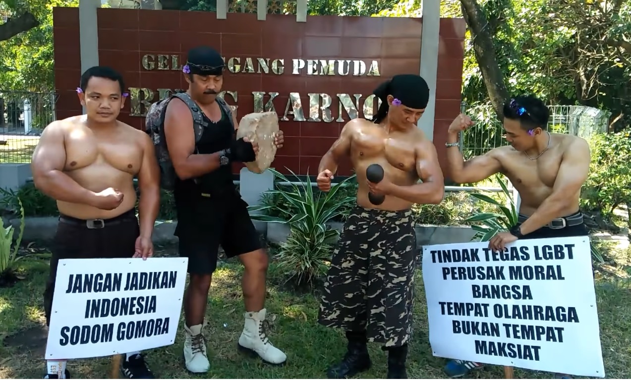 Brawny Indonesian bodybuilders strike powerful poses in totally unironic  protest against gays | Coconuts