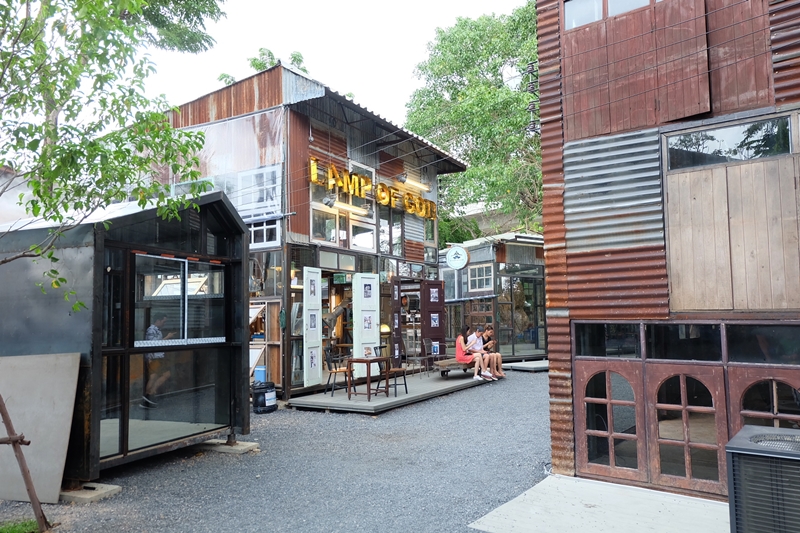 All photos: Supinya Nakmongkol/ Coconuts Media