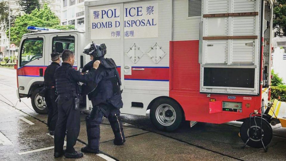 The police bomb disposal unit arrived on the scene and carried out a safe detonation of the suspicious object. Photo: Hong Kong Police Force via Facebook