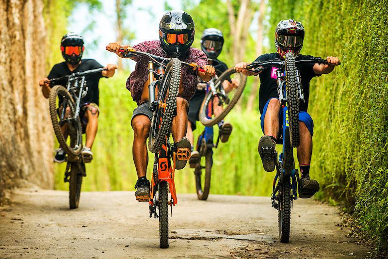 Turning heads at Pandawa. Photo: Eric Palmer via YouTube