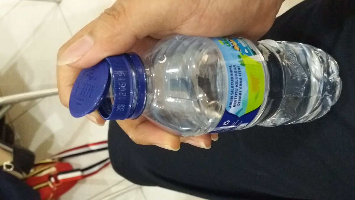 PT Danone investigating claims of faulty Aqua water bottle caps, says ...