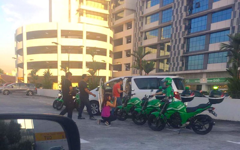 Photo: @dennelfiee / Twitter