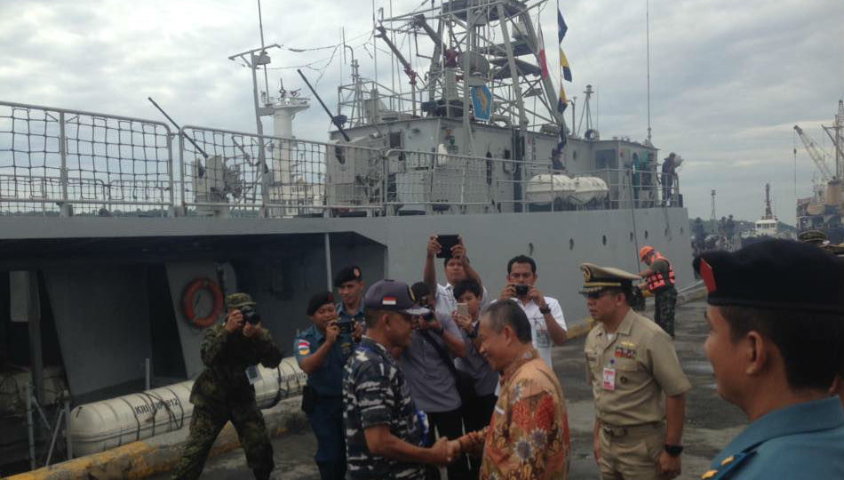 Indonesian navy arrives in Davao for joint border patrol. Photo by ABS CBN News