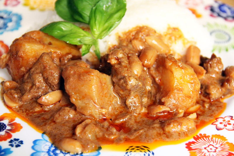 File photo of Massaman beef curry. Photo: Wikimedia Commons