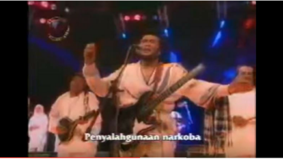 “Narkoba” by Rhoma Irama. Screenshot: Youtube