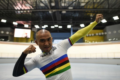 Mohd Azizulhasni Awang of Malaysia poses for pictures after testing the new indoor Cycling Velodrome ahead of the 29th Southeast Asian Games (SEA Games) in Nilai outside Kuala Lumpur on April 20, 2017.
The 29th Southeast Asian Games (SEA Games) will be held from August 19-30. / AFP PHOTO / MOHD RASFAN