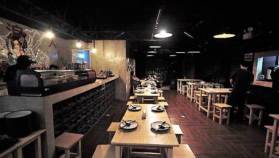 10 Ronin is located in the middle of a residential area off Pasong Tamo in Makati. Photo by Jeeves de Veyra