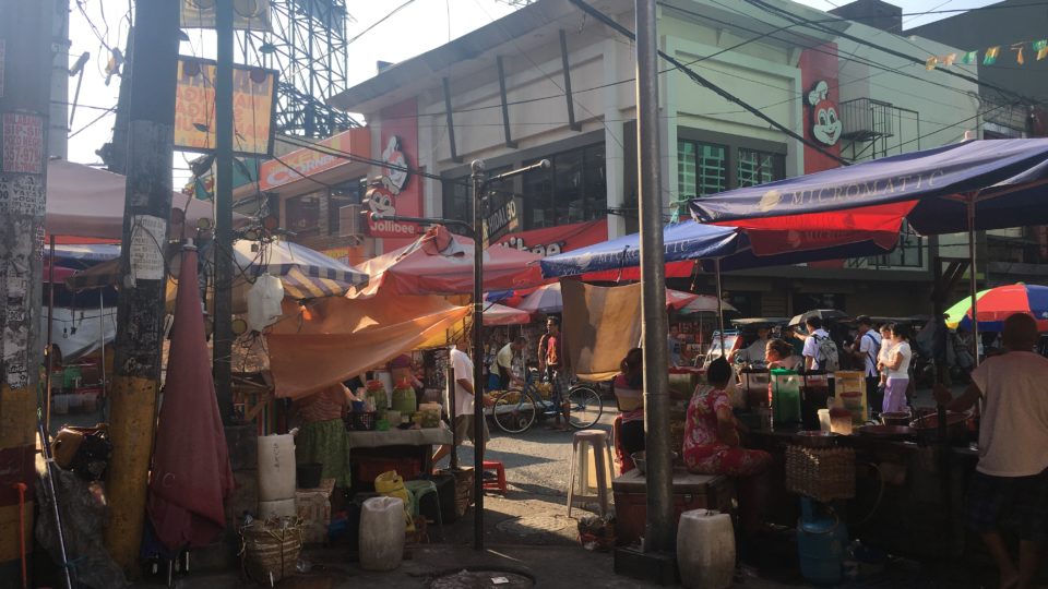 Street vendors in Quiapo Manila. 