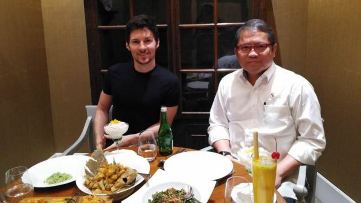 Indonesia’s IT Minister, Rudiantara, during a lunch meeting with Telegram CEO Pavel Durov in Jakarta. Photo: Twitter