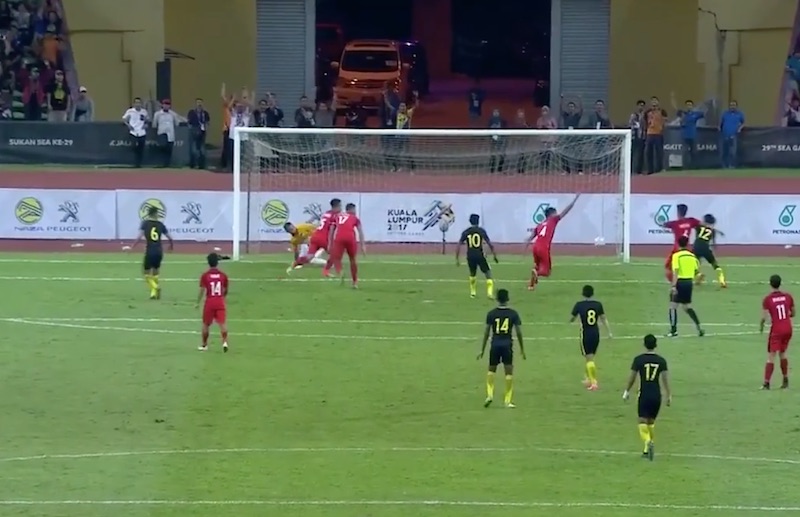 Photo: Video screengrab