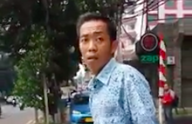 Photo: Video screengrab