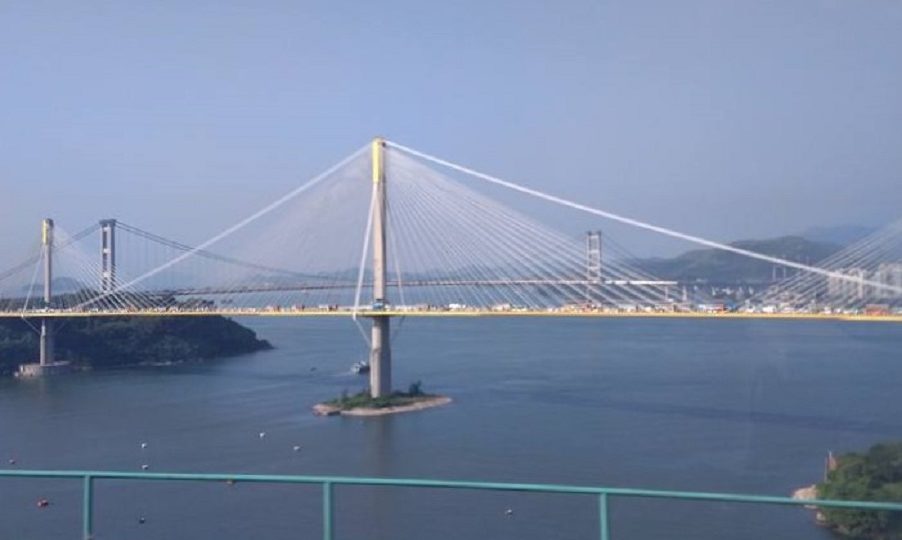 Vehicles stuck in traffic on Tsing Ma Bridge. Photo: Karl Siu via Facebook