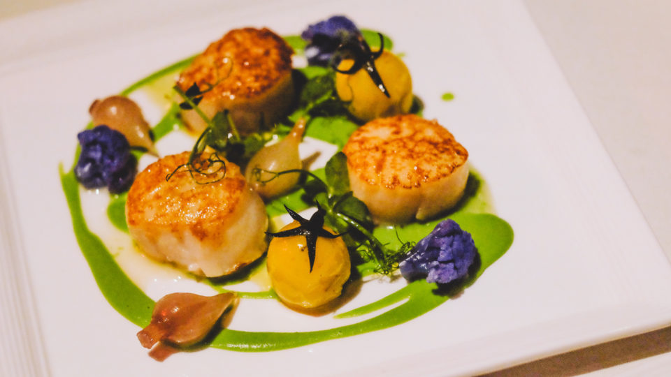 Pan-seared Hokkaido scallops. Photo: Coconuts Media