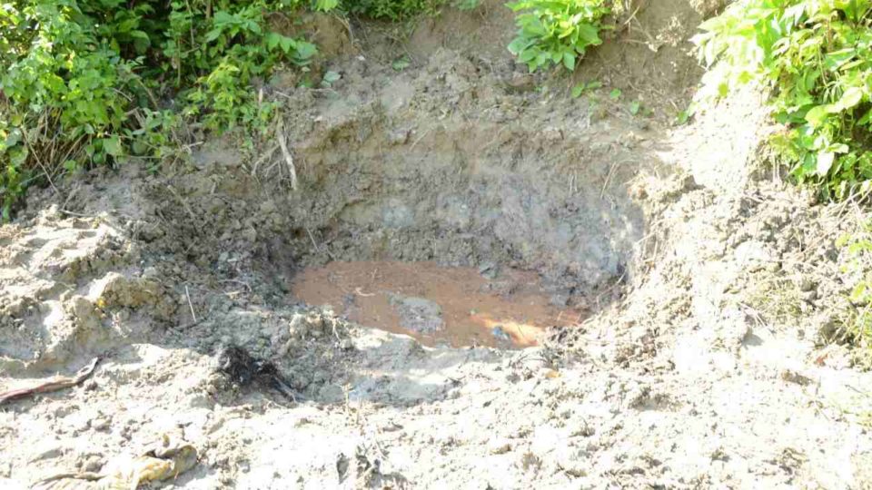 An  unverified photo of the mass graves published by the Office of the Commander-in-Chief.