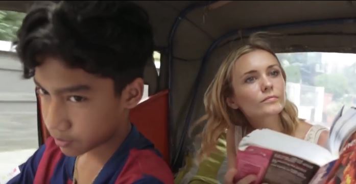 Aji Santoso and Rebecca Lake star in “Taxi Stories”, one of the films being screened at the 100% Manusia film festival.