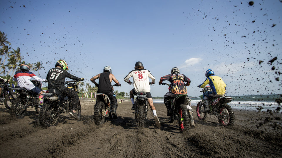 Slidetober. Photo via Deus Ex Machina