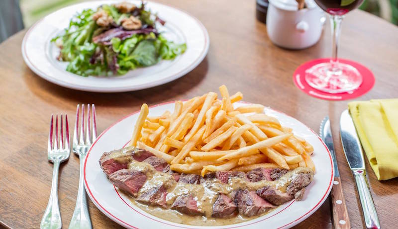 Photo: L’Entrecôte Singapore/Facebook