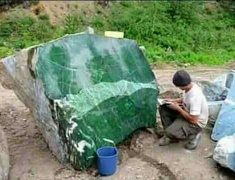 The massive jade stone discovered on October 10, 2016. Photo: Facebook / Thein Zaw