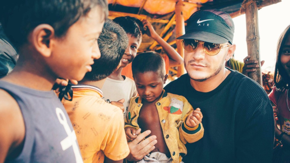 DJ Snake meets Rohingya children in Bangladesh. Photo via Twitter