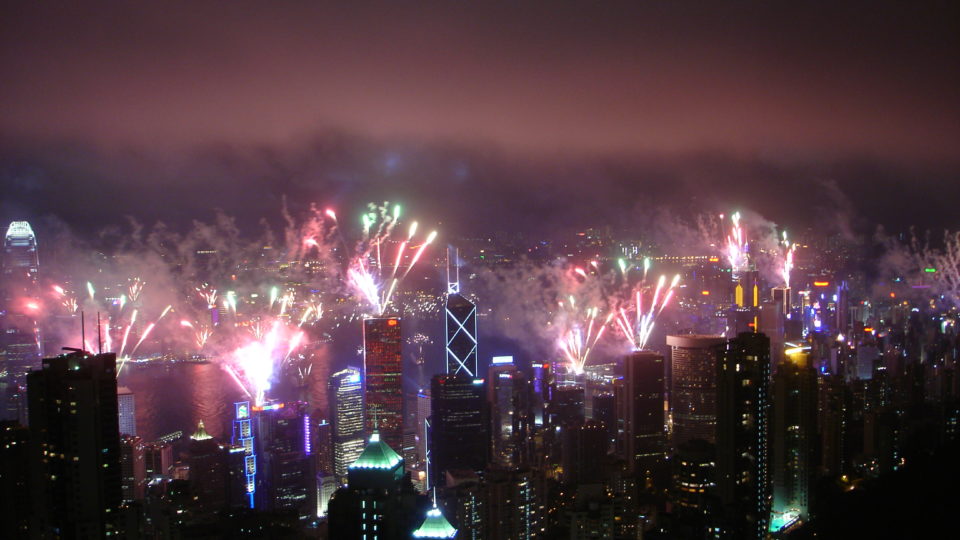 NYE fireworks in HK  Picture wikicommons (By tksteven – 自拍, CC BY-SA 2.5) 