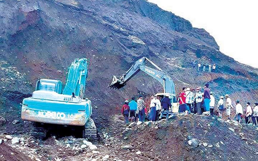 The aftermath of a landslide in Kachin State on Jan. 4, 2018, which killed six people. Photo: MOI