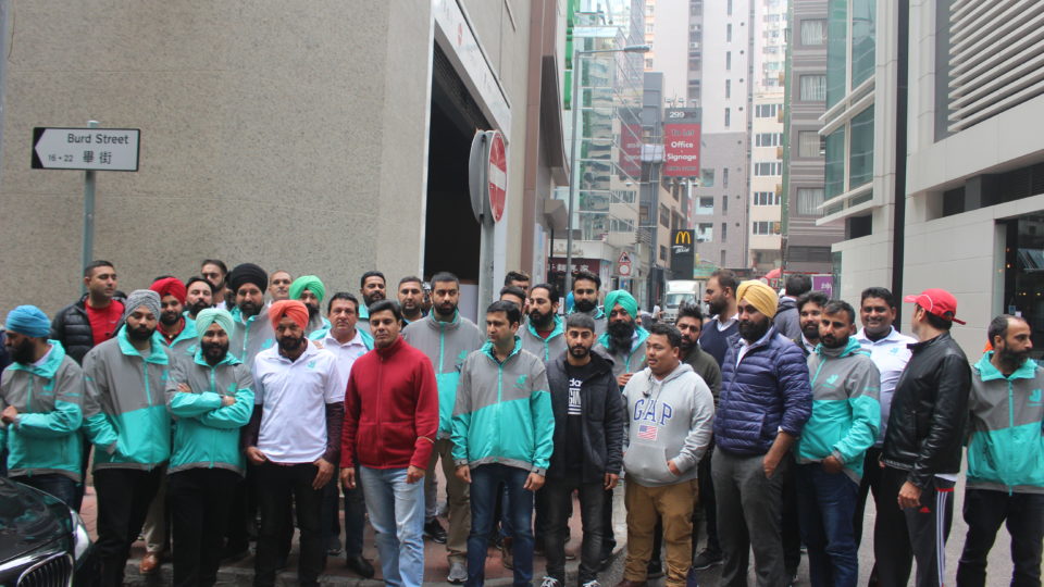 Deliveroo drivers staged a strike outside the company’s main Sheung Wan office in 2018. Photo via Vicky Wong.