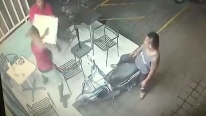 Screengrab via Facebook/Tude Sii Joblar