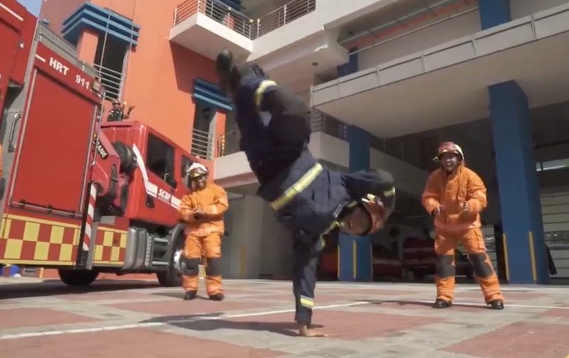 Photo: Video screengrab