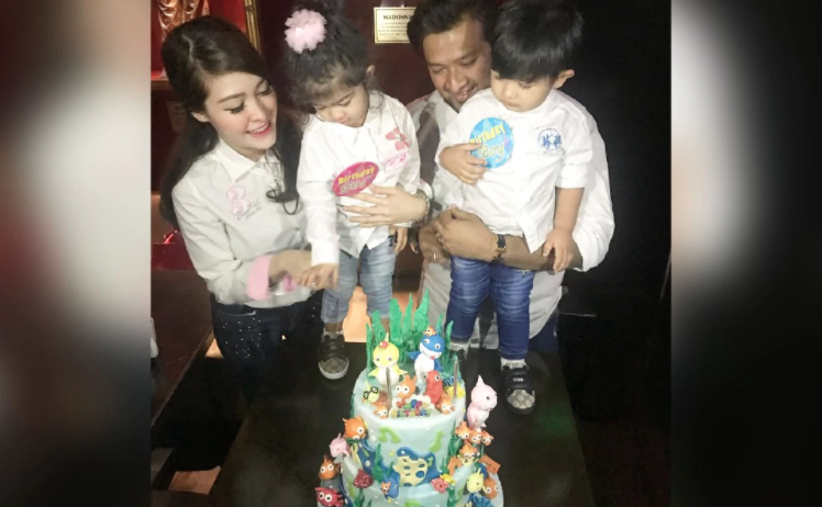 via Eina Azman Instagram