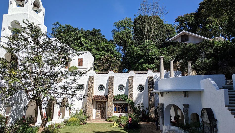 Pinto Art Museum is the collection of Dr. Joven Cuanang, the former director of the private St. Luke’s Medical Centre.