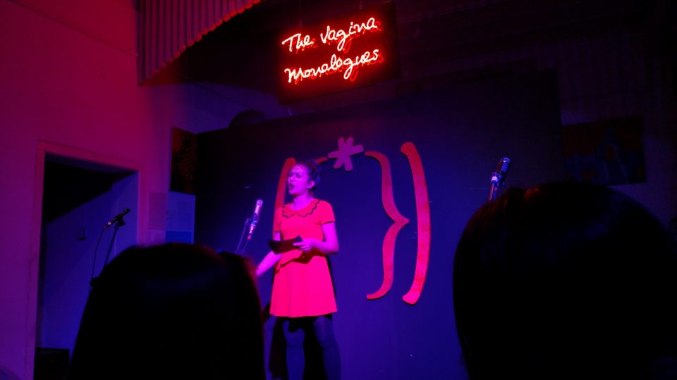 A performer recites “My Angry Vagina” at Yangon’s Pansuriya restaurant on March 23, 2018. Photo: Aye Min Thant