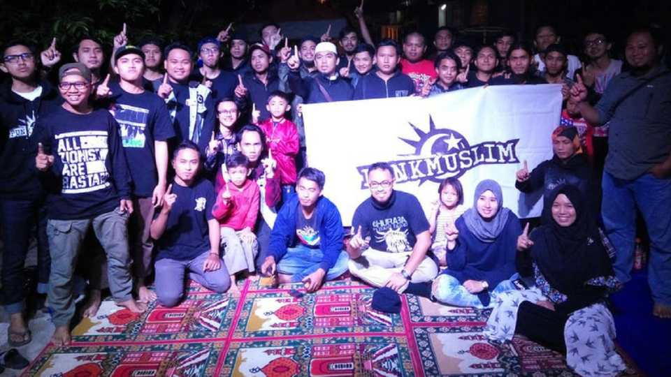 Punk Muslim members from Surabaya and Jakarta gather together for their event ‘Ngobrol Bareng Punk Muslim’ in Jakarta on January 15 2017. Photo: Hikmawan Saefullah
