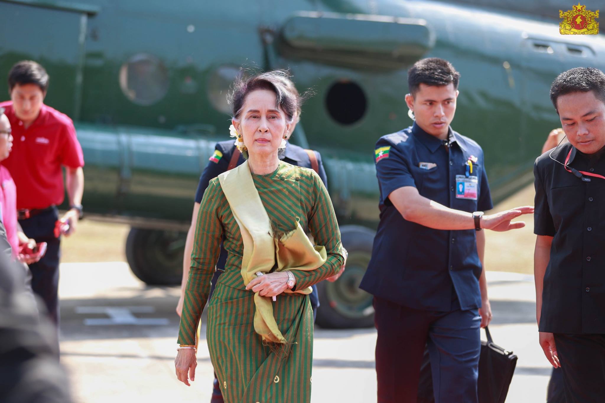 Myanmar army, government hold rare meeting over Rohingya crisis