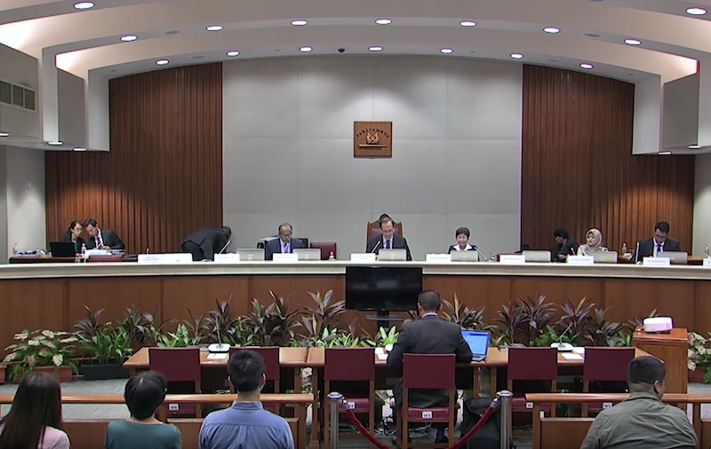 Photo: Video screengrab