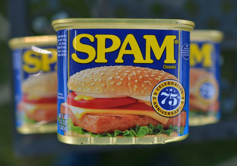 Cans of Spam meat made by the Hormel Foods Corporation are pictured in Silver Spring, Maryland, on July 5, 2012. (Photo from AFP)